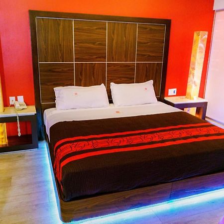 Plutarco Suites Meksika Dış mekan fotoğraf